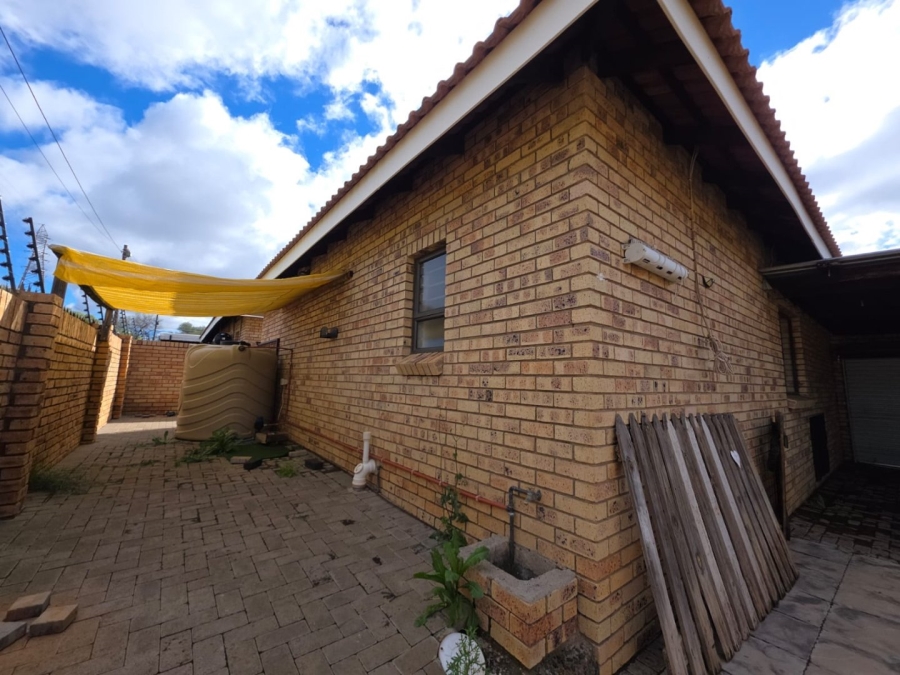 3 Bedroom Property for Sale in Cassandra Northern Cape